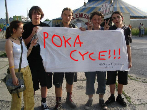 [Obrazek: e7b347d109c46072med.jpg]