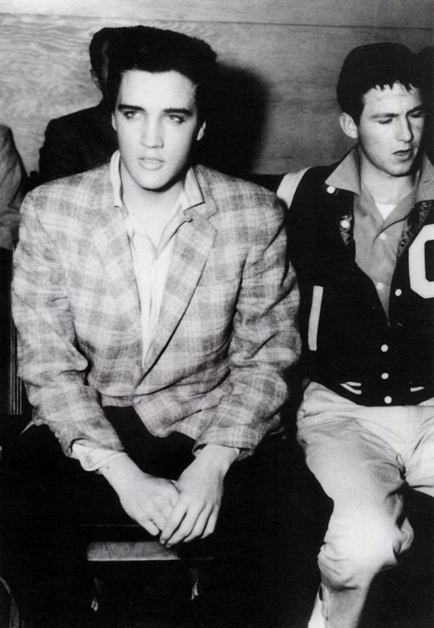 #ElvisPresley