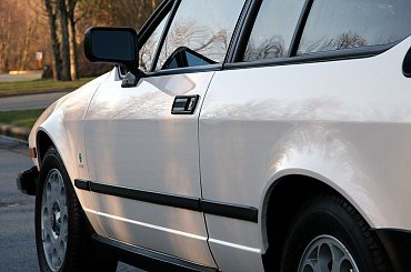 Alfa Romeo Sports Coupe #Autofocus #car #cars #samochod #samochody #alfa #romeo #gtv #gtv6 #coupe #sport #italian #aubomobili #automobile #performance #racing