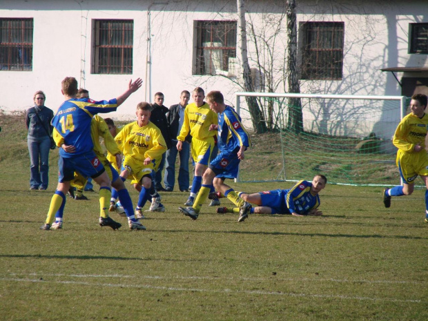 Arka II-Luzino (pierwsza połowa) 1-0