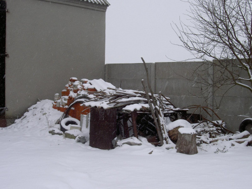 Bajzel na ogrodzie- wersja zimowa