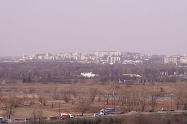 Widok z bloku na ulicy Lasówka Kraków marzec 2007 #kraków #miasto #wieżowiec #lasówka #koszykarska #widok #bloki #osiedle