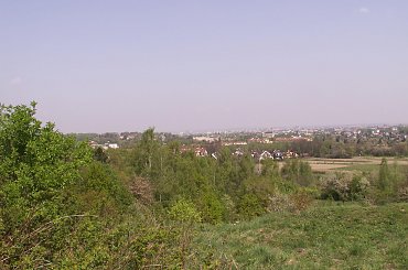 Widok ze skałek, na zakrzówku . Kraków 2006 #dach #skałki #zakrzówek #kraków #widok #blok