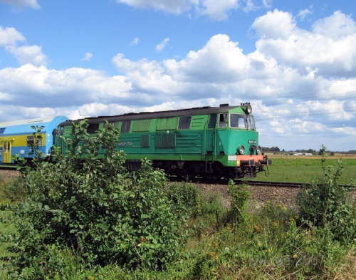 SU 45 244 z pociągiem osobowym z Suwałk do Białegostoku (jakieś 3 km przed Dąbrową Białostocką) #pkp #lokomotywy #su45