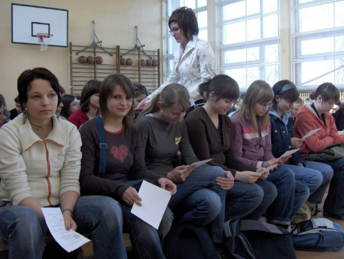 3 kwietnia 2007 w ramach rekrutacji odwiedziliśmy szkoły w Bobrownikach i Dęblinie :-D #Sobieszyn #Brzozowa #Bobrowniki #Dęblin #EwaMarchewka
