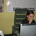W siedzibie Stowarzyszenia JEDEN SWIAT www.jedenswiat.org - Piszemy Jak nie ma - źle, jak za duży wybór, też niedobrze