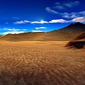gorska pustynia #krajobraz #woda #plaża #góry #piasek #palma #drzewo #zwierzęta #dolina #miraż #iluzja #delfin #smok #fala #zamek #dom #chatka #kot #wiosna #jesień #zima #lato #księżyc #słońce #most #pingwin #wyspa #ZachódSłońca #skały