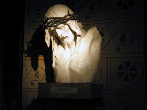 Figura Chrystusa - Katedra Budapeszt