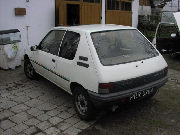 peugeot 205