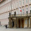 Trzeci Dziedziniec- wejście do Pałacu Królewskiego #Praga