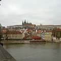 Widok z Mostu Karola- zachodni brzeg Wełtawy i Hradczany. #Praga