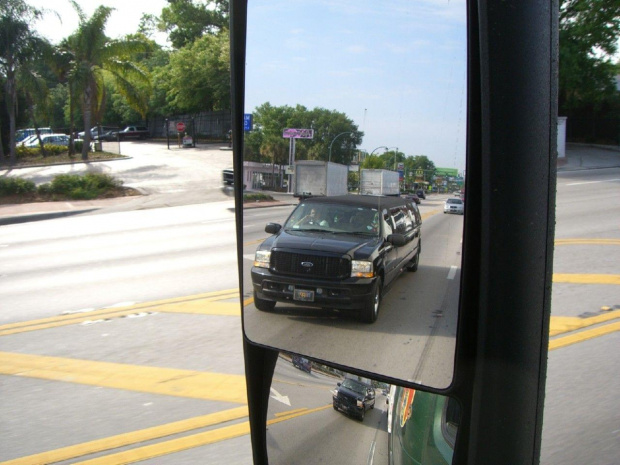 Ford Excursion Limo