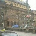 Zdjęcie Teatru Narodowego z tramwaju #Praga