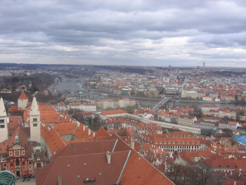Zdjęcie kolegi- widok z jednej z wież katedry św. Wita #Praga