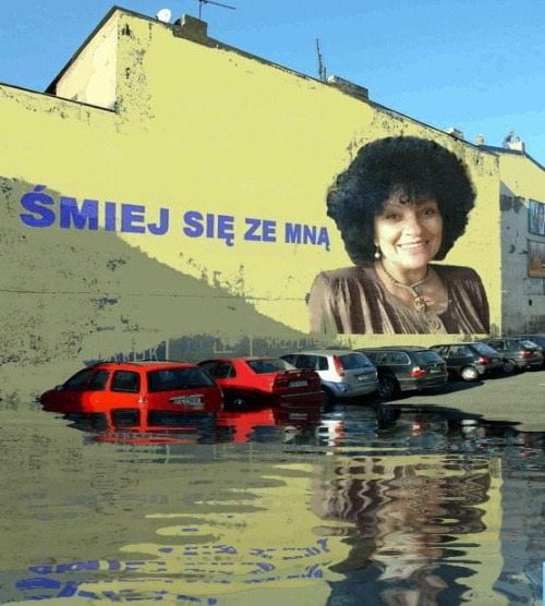 DZIĘKUJĘ,moi drodzy PRZYJACIELE:))) za lekcje nauki, rajdem i janusz 2, świetnie że jest coś takiego jak FOTOSIK:) pozdrawiam WSZYSTKICH miło z deszczowego Wilna z budynku na ulicy w Bydgoszczy:)))))))) #kobieta