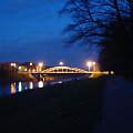Wrocław most Jagieloński nocą