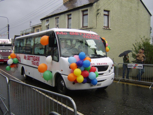 Autobus na paradzie #DzieńŚwietegoPatryka #autobus