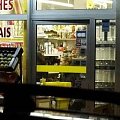 MK and Ash doing late-night food shopping in Paris-marzec 2007