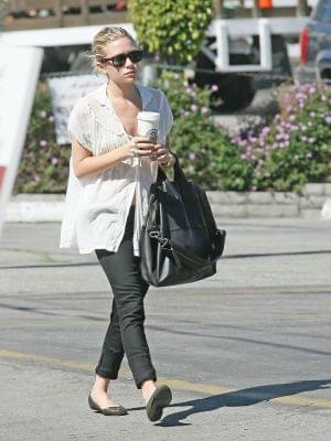 Ashley shopping in Brentwood -marzec 2007