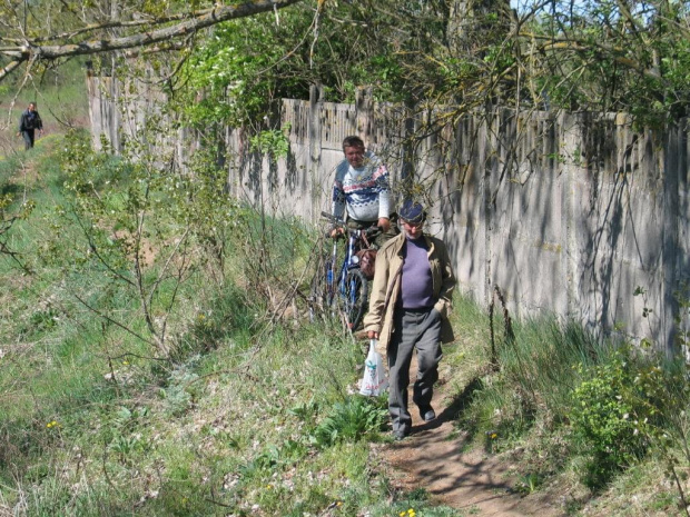 29.04.2007r. podczas treningu biegowego nasi wytropili grupe oprawców kotów. załatwili tez psa, ale zwłoki albo dobrze ukryli albo zjedli