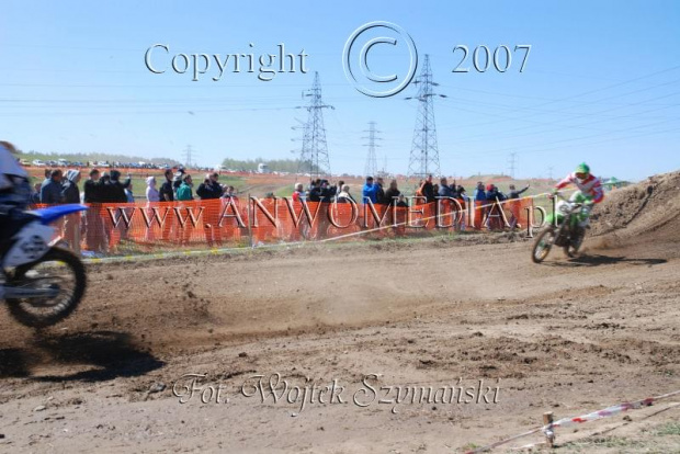 MOTOCROSS MISTRZOSTWA EUROPY w kl.. 125 J. Open Gdańsk 29.04.2007r.
www.ANWOMEDIA.pl