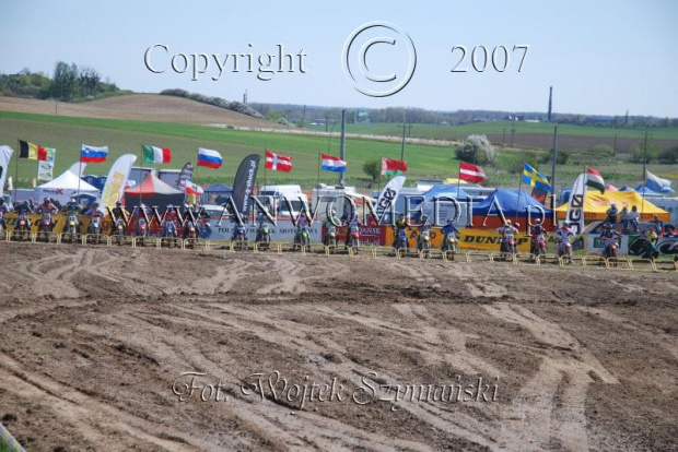 MOTOCROSS MISTRZOSTWA EUROPY w kl.. 125 J. Open Gdańsk 29.04.2007r.
www.ANWOMEDIA.pl