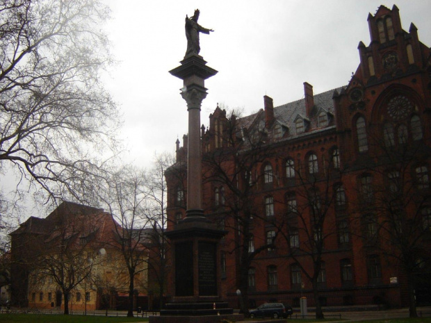 Wroclaw. Ostrow Tumski. Statua Jezusa Odkupiciela