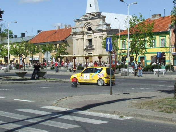 29-04-2007 Tomaszów Maz. Plac Kościuszki #samochody