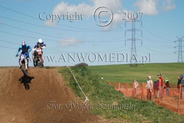 MOTOCROSS MISTRZOSTWA EUROPY w kl. 125 J. open Gdańsk 29.04.2007r.
www.ANWOMEDIA.pl