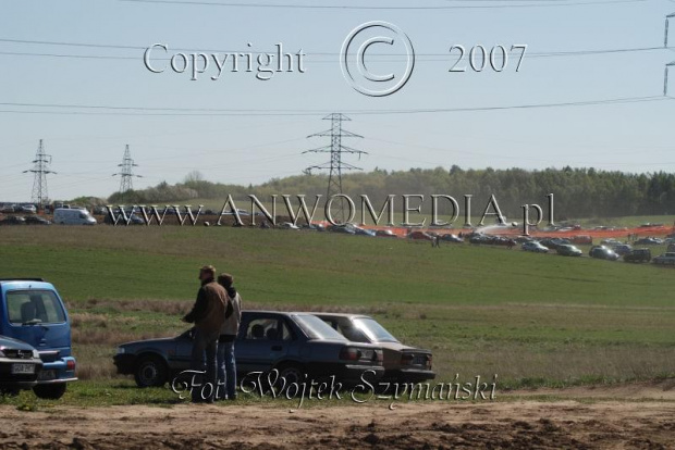 MOTOCROSS MISTRZOSTWA EUROPY w kl. 125 J. open Gdańsk 29.04.2007r.
www.ANWOMEDIA.pl