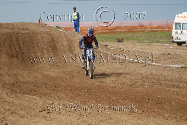 MOTOCROSS MISTRZOSTWA EUROPY w kl. 125 J. open Gdańsk 29.04.2007r.
www.ANWOMEDIA.pl