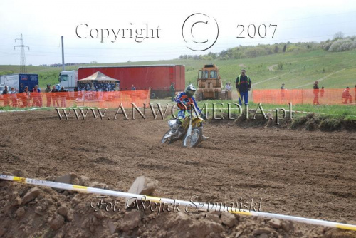 MOTOCROSS MISTRZOSTWA EUROPY w kl. 125 J. open Gdańsk 29.04.2007r.
www.ANWOMEDIA.pl