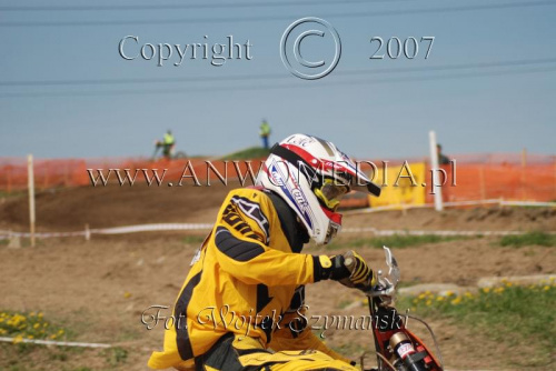 MOTOCROSS MISTRZOSTWA EUROPY w kl. 125 J. open Gdańsk 29.04.2007r.
www.ANWOMEDIA.pl