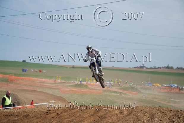 MOTOCROSS MISTRZOSTWA EUROPY w kl. 125 J. open Gdańsk 29.04.2007r.
www.ANWOMEDIA.pl