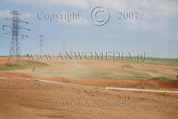 MOTOCROSS MISTRZOSTWA EUROPY w kl. 125 J. open Gdańsk 29.04.2007r.
www.ANWOMEDIA.pl