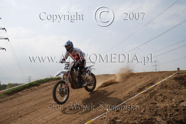 MOTOCROSS MISTRZOSTWA EUROPY w kl. 125 J. open Gdańsk 29.04.2007r.
www.ANWOMEDIA.pl