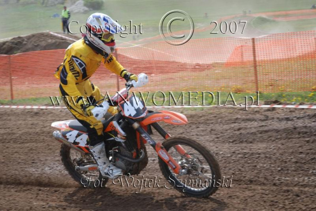 MOTOCROSS MISTRZOSTWA EUROPY w kl. 125 J. open Gdańsk 29.04.2007r.
www.ANWOMEDIA.pl