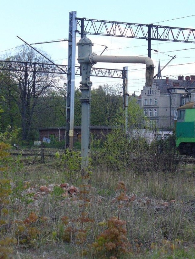 Nieczynna PRAOWOZOWNIA KLODZKO...
Ostatni pociag wyjechał z klodzkiej parowozowni w 1993roku