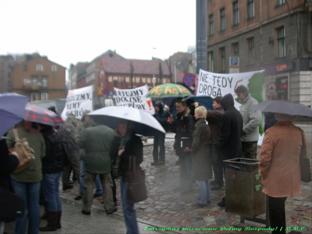 na dworze zimno i mokro, ale w sercach gorąco