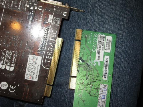 2 Karty PCI jedna w wersji 3.3V a druga 5V