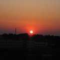 #słońce #warmia #mazury #olsztyn #jaroty #zachód #ZachódSłońca #SzkołaPodstawowa30 #podstawóka #komin #niebo