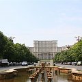 Parlament w Bukareszcie
Do poczytania o nim tutaj:
http://przewodnik.onet.pl/1199,1823,1062114,1242779,artykul.html