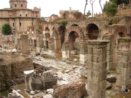 Zabytki starożytnego Rzymu. Forum Romanum.