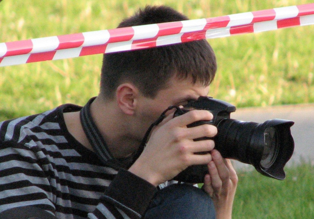 Fotografuje się bardzo przyjemnie. Zawodnicy pokonują 50 okrążeń. Jak coś ci nie wyjdzie to za 2 minutki masz drugą szansę.