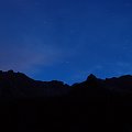 październikowa noc w Tatrach #góry #tatry #noc #niebo #DolinaGąsienicowa #murowaniec