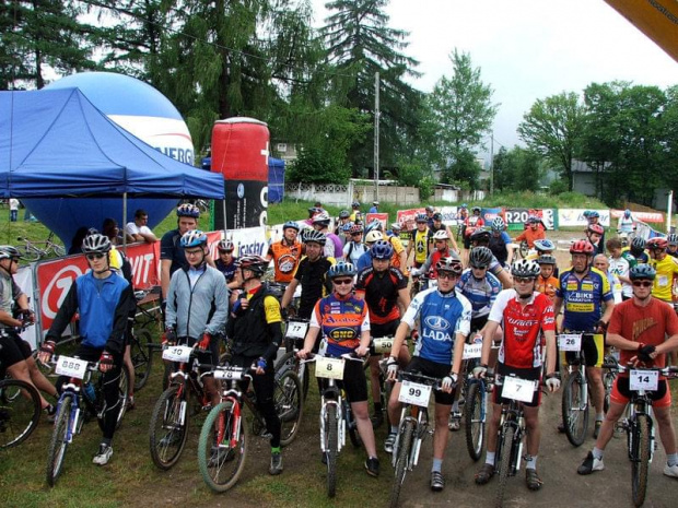 Maraton MTB-TUR 2006 Janowice Wielkie -start