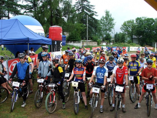 Maraton MTB-TUR 2006 Janowice Wielkie -start