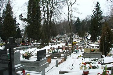 Na cmentarzu parafialnym #Puławy #grób #groby #mogiła #mogiły #cmentarz #nekropolia