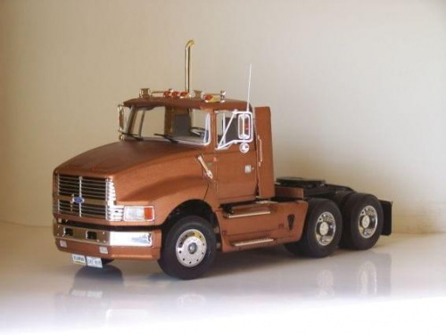 Ford LTLA 9000