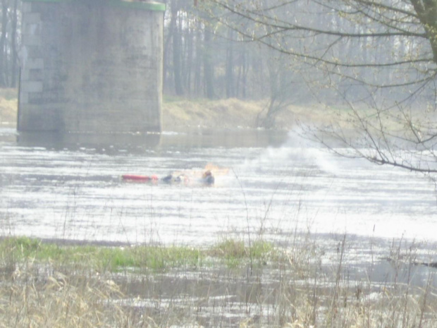 SUCHY LAS-KWIECIEŃ 2007
TOPIENIE MARZANNY